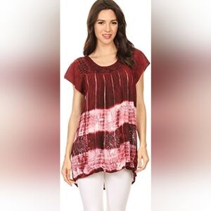 Sakkas burgundy and white short sleeve jeweled round neck short sleeve shirt OS